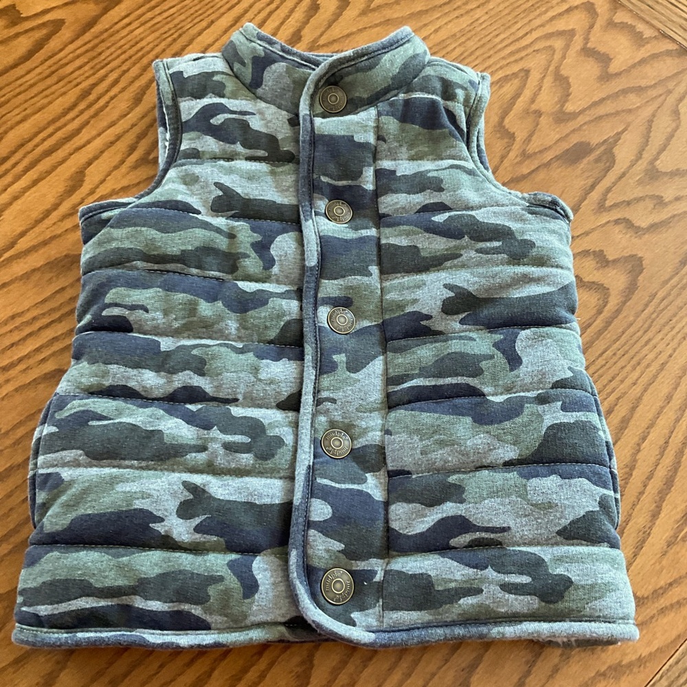 Mudpie Camo Vest, Kids Sz 24M-2T/3T